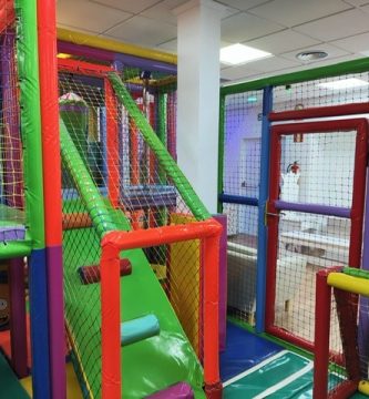 Parque para niños en Alcalá de Henares.